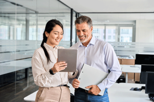 woman tells man about solvent funding 